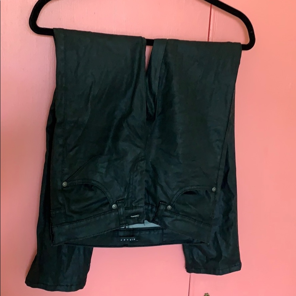NWOT Sisley black wax stretchy skinny jeans s 25
